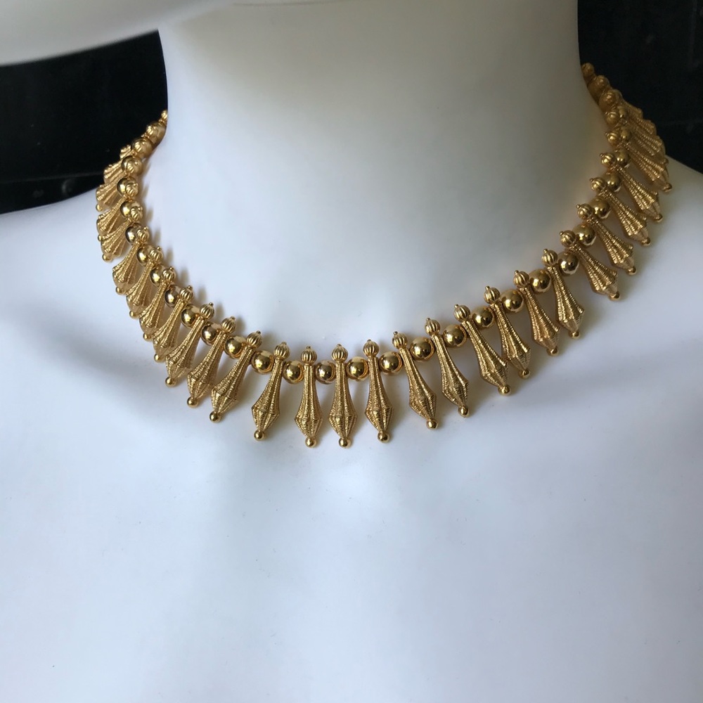Vintage Trifari Gold Tone Metal Royal Egyptian Collar Necklace Statement